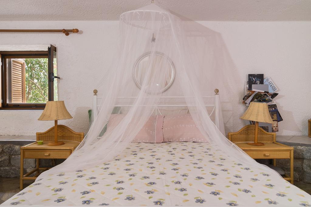Elise Cottage Vathy Zimmer foto